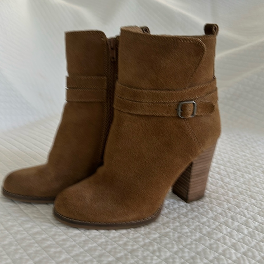 Lucky Brand brown booties size 6.5